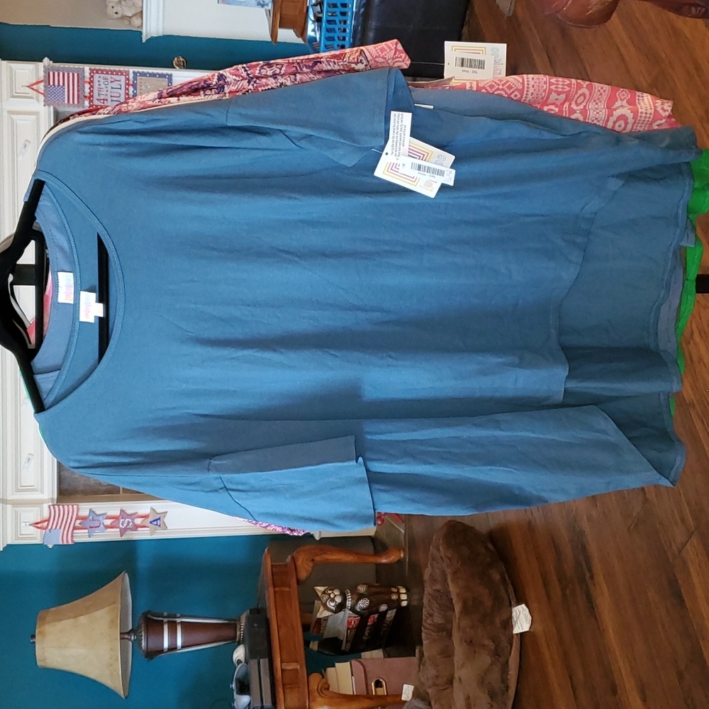 LuLaRoe 3XL Irma Top Blue Solid#2- NWT